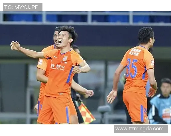 山东鲁能与天津泰达热身赛精彩回顾双方表现与战术分析