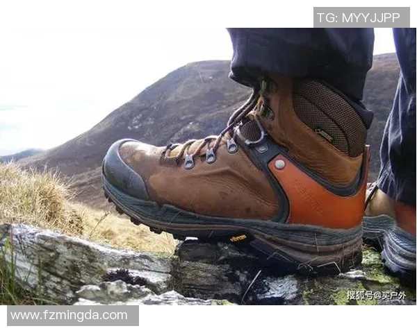 探寻极限户外体验必备装备从背包到鞋袜全面指南 探寻极限户外体验必备装备从背包到鞋袜全面指南